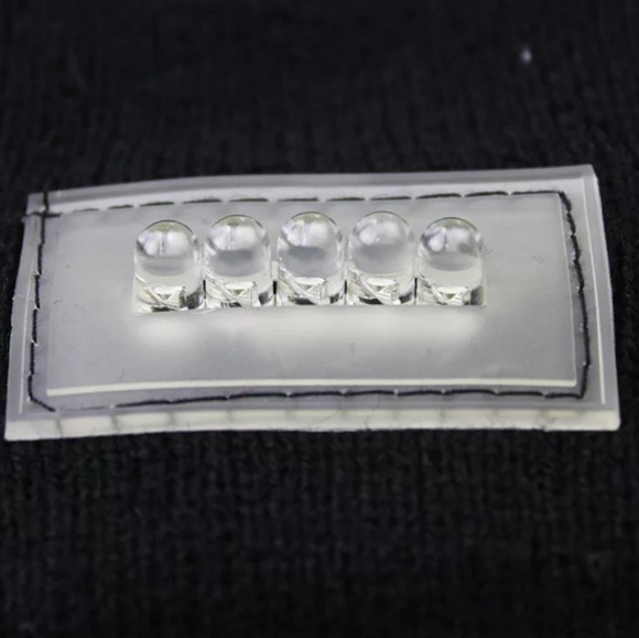 LED Joggers Cycling Runners Outdoors Knit Beanie - Picture 3 of 8